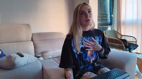 tattoobbgirl online show from March 2026 05:10:02 PM