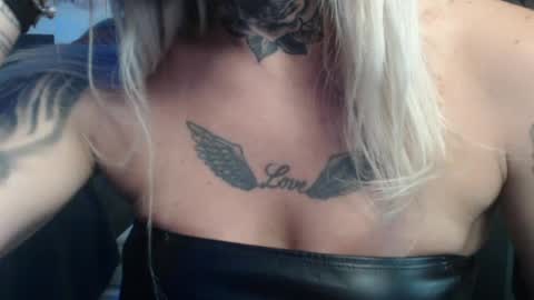 Snapshot of tatuada_safada chatting on June 2026 07:29:02 AM tatuada_safada online show from June 2026 07:29:02 AM