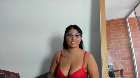 Snapshot of taty_gomez_ chatting on April 2026 05:11:01 PM Tatiana Gomez online show from April 2026 05:11:01 PM