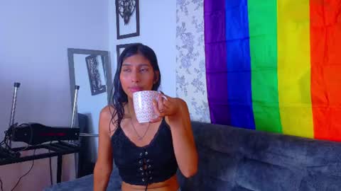 Snapshot of taty_miller chatting on June 2026 08:41:02 PM Taty Miller online show from June 2026 08:41:02 PM