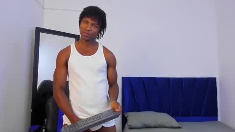 tau_montes online show from September 2025 01:57:02 PM