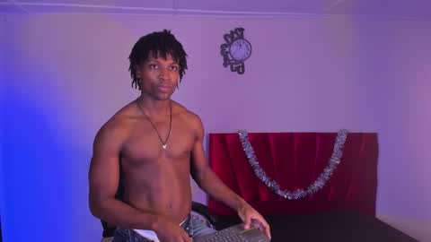 tau_montes online show from November 2025 11:36:02 PM