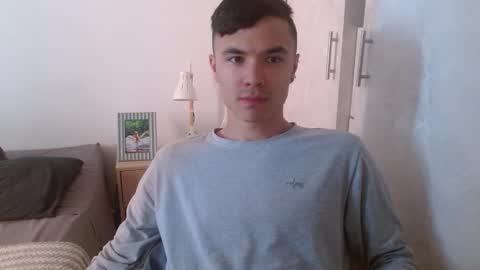 Snapshot of taurus4k chatting on December 2024 04:03:01 PM taurus4k online show from December 2024 04:03:01 PM