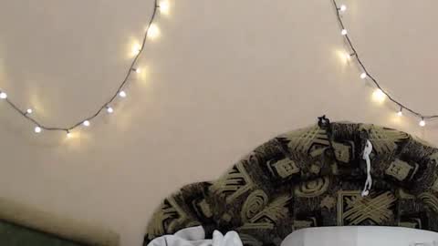 Taya online show from April 2026 07:28:01 PM