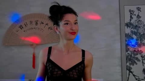 TayaKayan online show from April 2026 08:34:01 AM