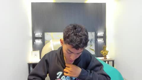 TAYLER online show from December 2025 02:31:02 AM