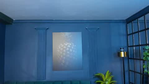 Taylor Bennet online show from February 2026 07:10:01 PM