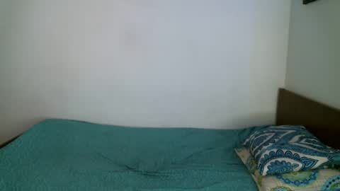 Snapshot of taylor_meghan chatting on February 2025 11:06:01 PM Taylor and Meghan online show from February 2025 11:06:01 PM