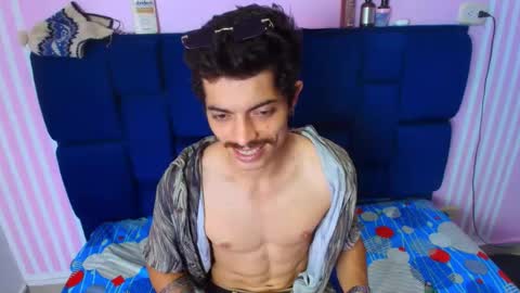 Snapshot of taylor_stele chatting on April 2026 06:58:01 PM taylor stele online show from April 2026 06:58:01 PM