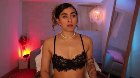 Snapshot of taylormich1 chatting on February 2026 07:34:02 PM taylormichell online show from February 2026 07:34:02 PM