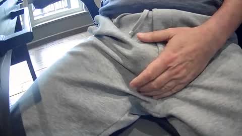 Snapshot of taylorsguy chatting on December 2024 03:42:02 PM taylorsguy online show from December 2024 03:42:02 PM