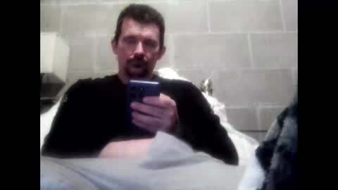 Snapshot of tbaxter95187 chatting on February 2026 01:00:01 PM tbaxter95187 online show from February 2026 01:00:01 PM