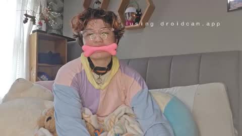 Snapshot of tboymagic chatting on December 2024 06:18:02 PM cherry online show from December 2024 06:18:02 PM