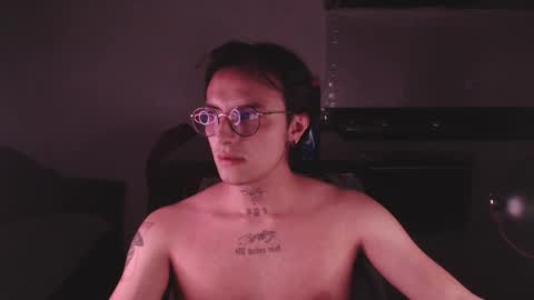 Teo independent model online show from March 2025 03:02:02 AM