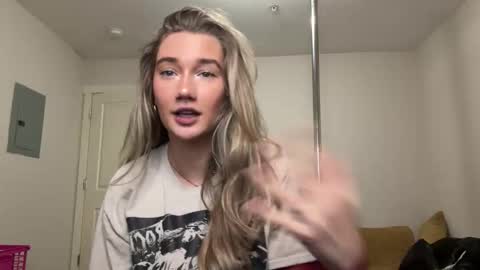 Katy online show from January 2026 01:21:02 AM