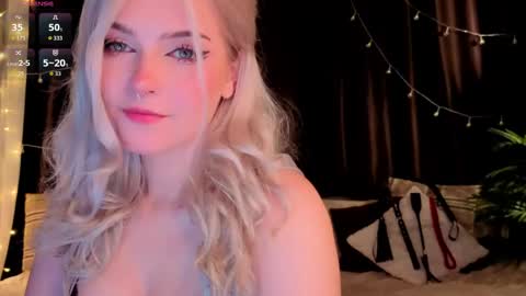 Snapshot of teapartyalice chatting on May 2026 04:09:02 AM Alice online show from May 2026 04:09:02 AM