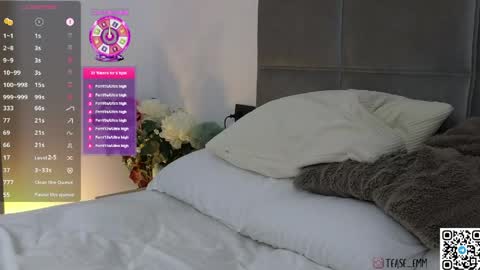 Snapshot of tease_me__ chatting on June 2026 08:58:01 PM Em online show from June 2026 08:58:01 PM