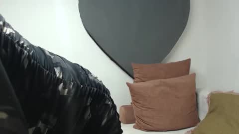 ALICIA--- online show from November 2025 06:35:01 AM