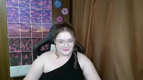 Snapshot of teasing_dora chatting on July 2026 11:35:02 PM Teasing Dora online show from July 2026 11:35:02 PM