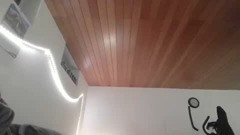 Peter online show from November 2025 07:23:02 PM