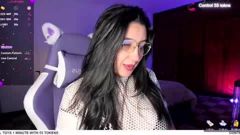 Snapshot of tellme_maddie chatting on June 2026 10:02:01 PM Maddie online show from June 2026 10:02:01 PM