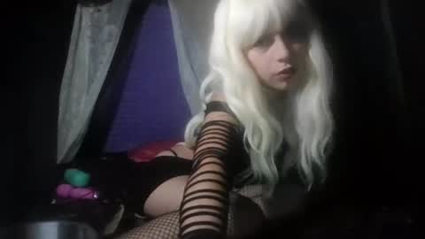 Snapshot of temptedbrat chatting on May 2026 06:21:03 AM temptedbrat online show from May 2026 06:21:03 AM