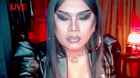 Snapshot of temptress_cocoxxx chatting on April 2026 04:42:02 PM Mistress Coco online show from April 2026 04:42:02 PM