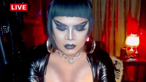 Snapshot of temptress_cocoxxx chatting on April 2026 05:51:02 PM Mistress Coco online show from April 2026 05:51:02 PM