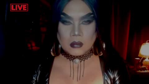 Snapshot of temptress_cocoxxx chatting on May 2026 06:39:01 PM Mistress Coco online show from May 2026 06:39:01 PM