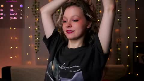 Snapshot of tender__beauty chatting on July 2026 06:07:01 PM Hey Im Aneta online show from July 2026 06:07:01 PM