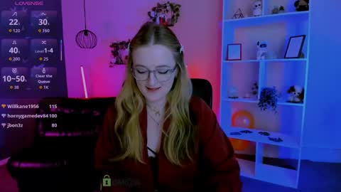 ur Louise online show from April 2026 11:32:01 PM