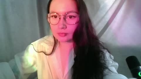 Snapshot of tendre_amelia chatting on April 2026 06:19:01 AM tendre_amelia online show from April 2026 06:19:01 AM
