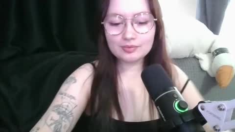 Snapshot of tendre_amelia chatting on April 2026 09:46:01 AM tendre_amelia online show from April 2026 09:46:01 AM