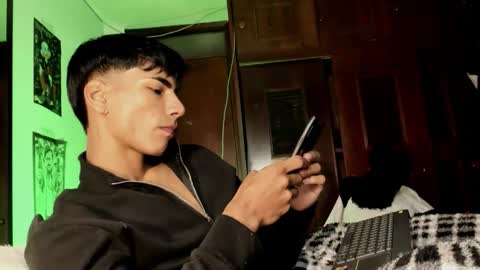 Snapshot of teo_369 chatting on May 2026 03:06:02 PM Teo online show from May 2026 03:06:02 PM