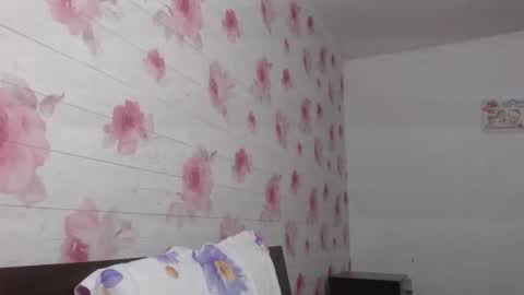 Snapshot of teressa_lovee chatting on September 2025 05:38:02 PM teressa_lovee online show from September 2025 05:38:02 PM