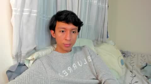 Juanfe  online show from February 2025 01:51:01 AM