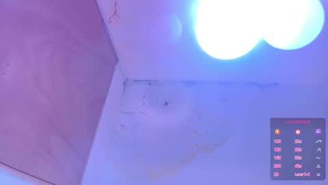 Terra Elowen online show from October 2025 11:29:01 AM