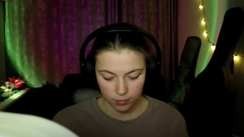 Anny Simpson online show from March 2026 08:09:01 PM