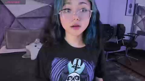 terumikitty online show from September 2025 10:54:01 PM