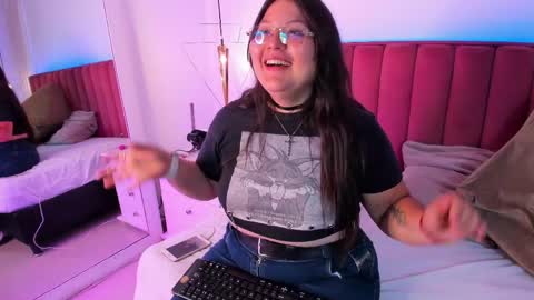 TERESA  online show from April 2026 08:28:02 PM