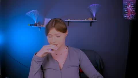 tessa_tea online show from December 2025 08:05:02 PM