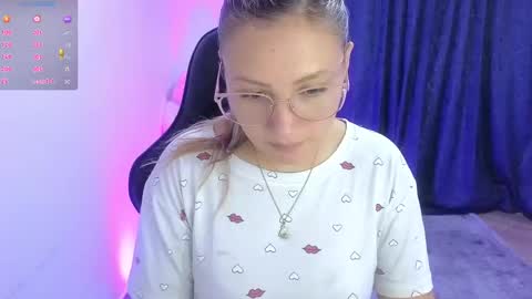 Snapshot of tessawhisnton chatting on February 2025 05:55:02 PM Tessy online show from February 2025 05:55:02 PM