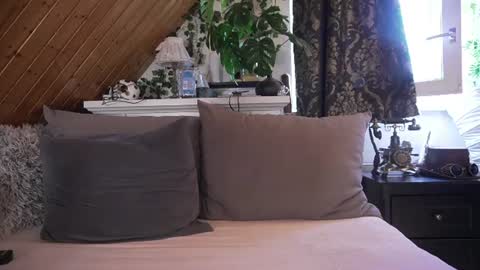 Snapshot of tessawinter chatting on July 2026 03:21:02 PM Tessa online show from July 2026 03:21:02 PM