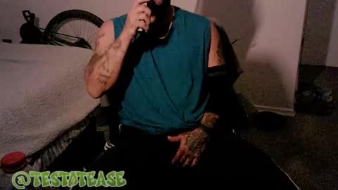 Milo online show from December 2025 05:01:01 AM