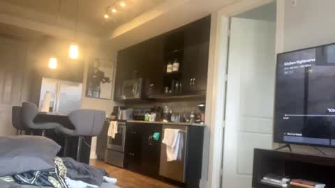 Snapshot of texas_blonde chatting on January 2025 05:34:02 PM Daphne Summers online show from January 2025 05:34:02 PM