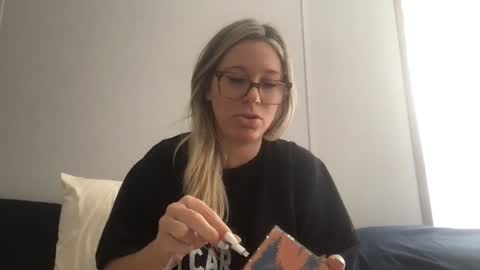 Snapshot of texas_blonde chatting on September 2025 05:46:02 PM Daphne Summers online show from September 2025 05:46:02 PM