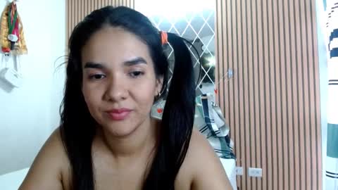 tezza smith online show from February 2025 06:51:01 PM