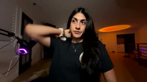 babygirlmami online show from March 2026 03:21:01 AM