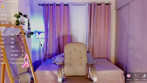 Thais online show from March 2025 12:23:01 PM