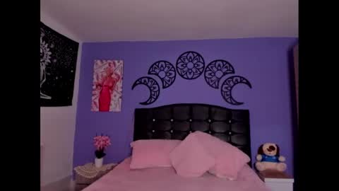 lui 3 online show from January 2025 02:04:02 AM